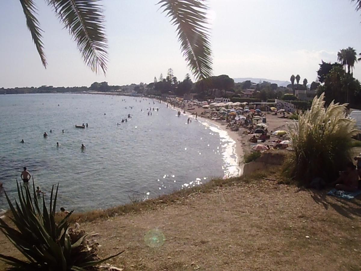 White Beach Beb Fontane Bianche Exterior photo