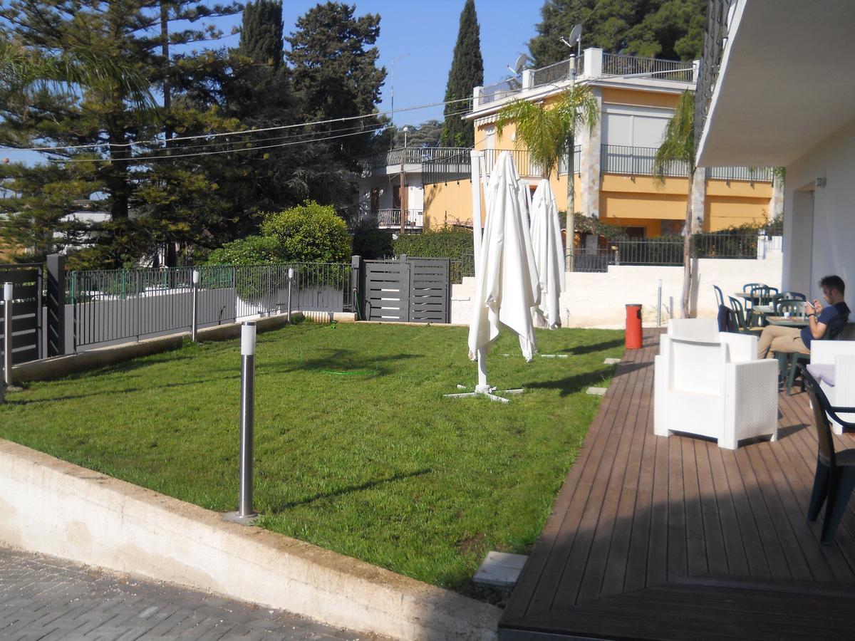 White Beach Beb Fontane Bianche Exterior photo
