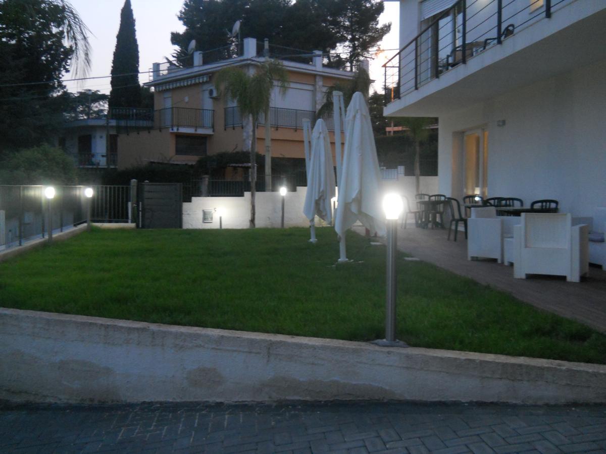 White Beach Beb Fontane Bianche Exterior photo
