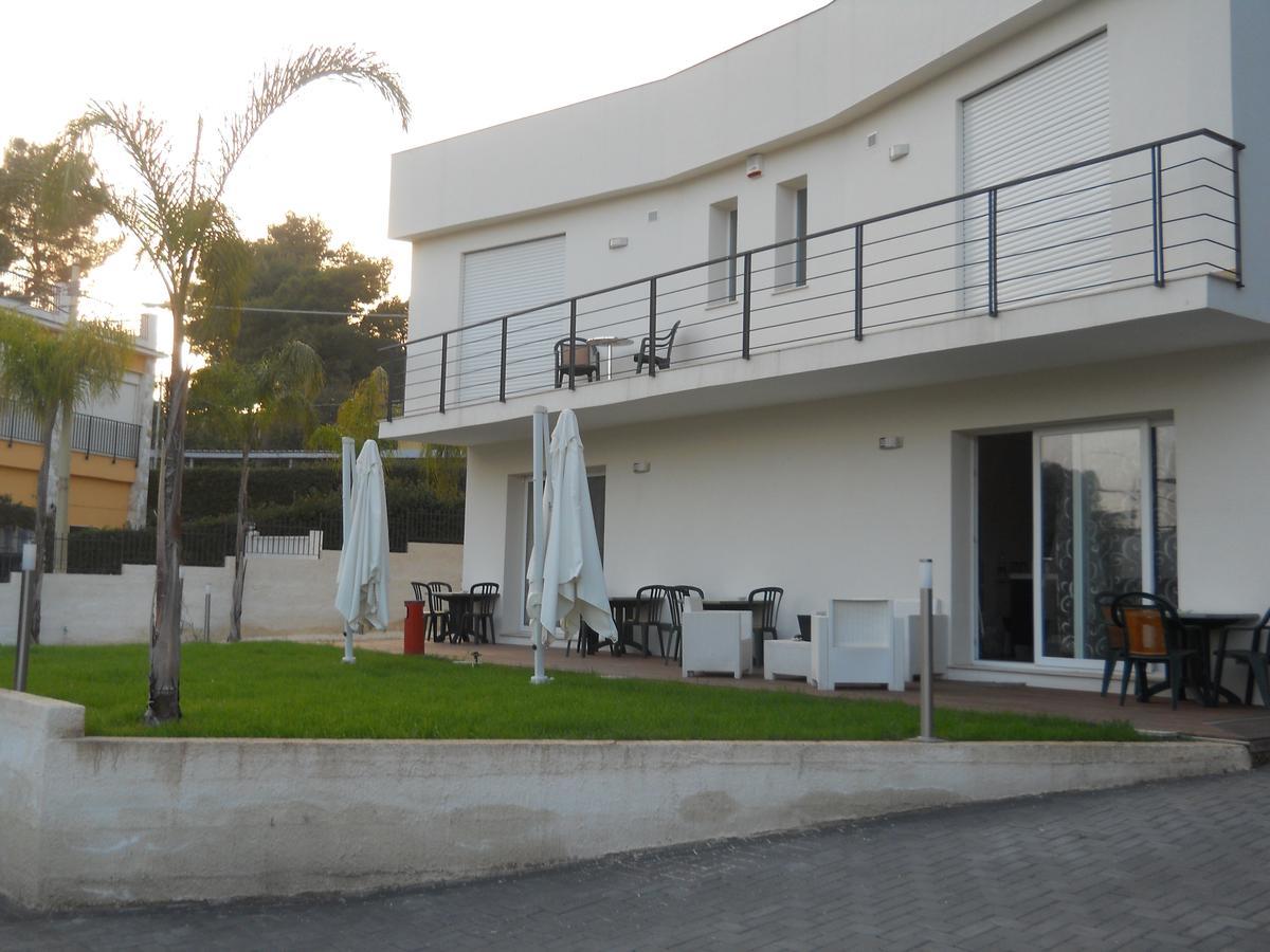 White Beach Beb Fontane Bianche Exterior photo