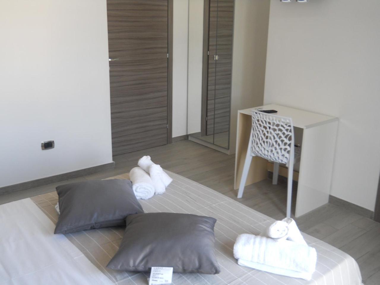 White Beach Beb Fontane Bianche Exterior photo