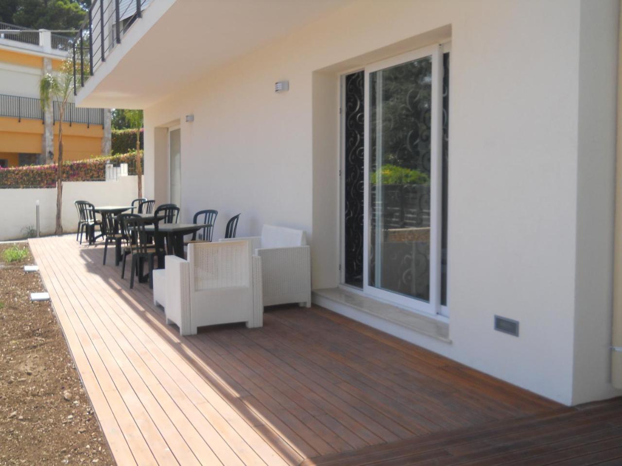White Beach Beb Fontane Bianche Exterior photo